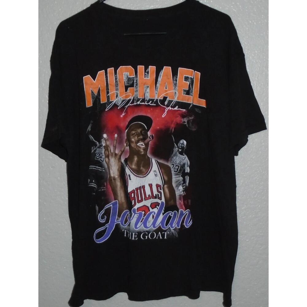 Michael  The Goat Basketball Chicago Bulls T Shirt